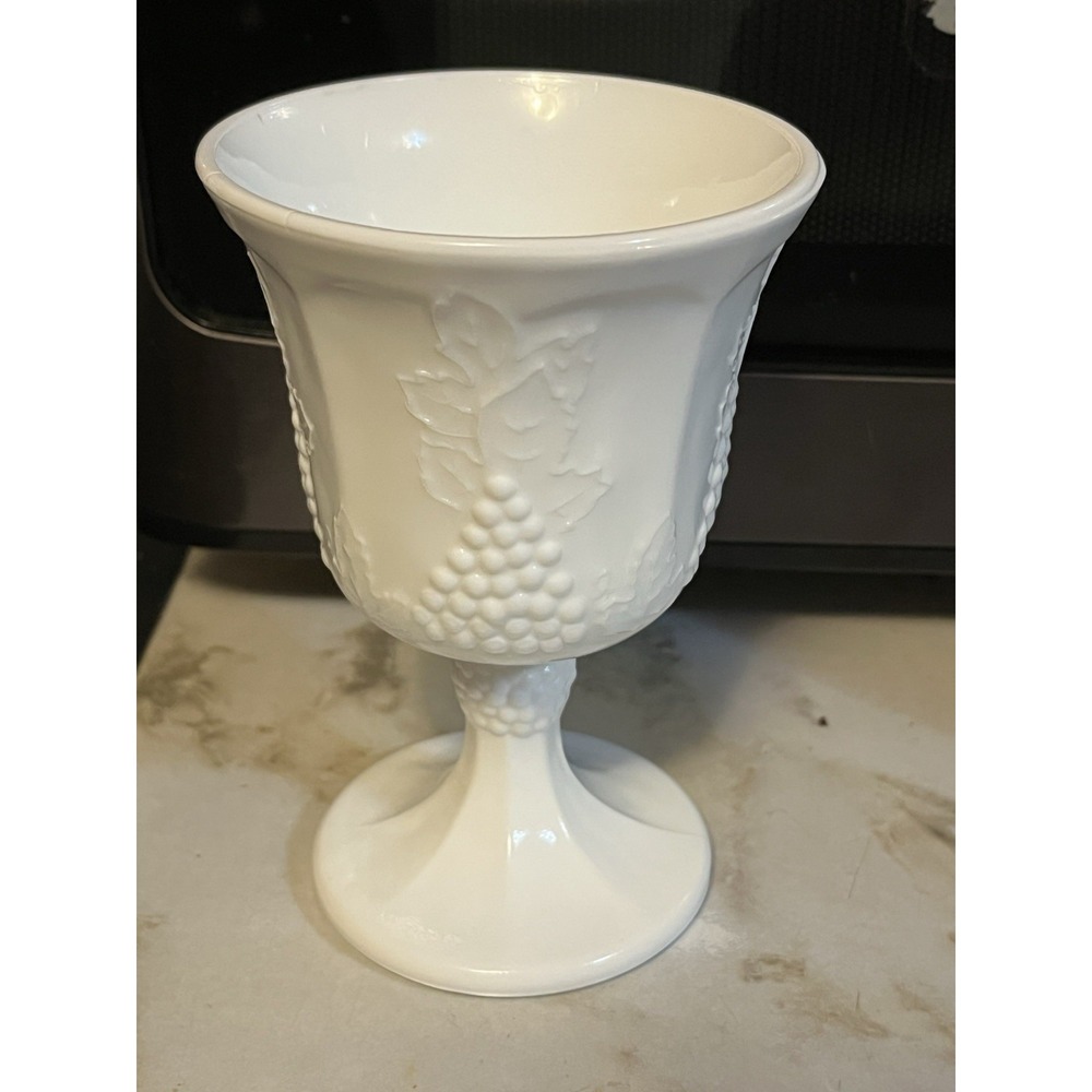 VTG Retro Milk Glass Goblet Stemmed Harvest‎ Grape Pattern Indiana Glass 6oz